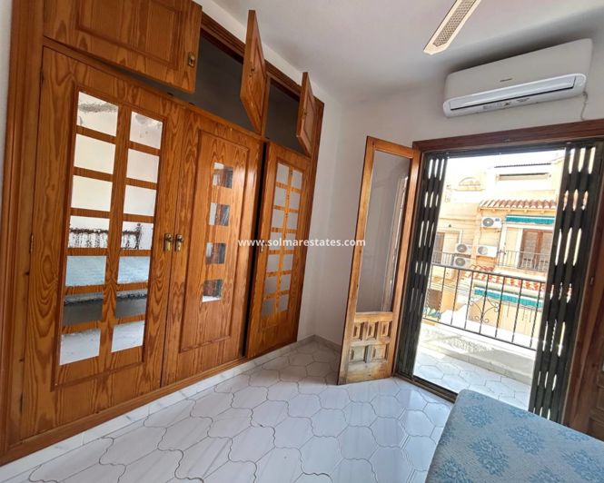 Image No.20-2 Bed Townhouse for sale