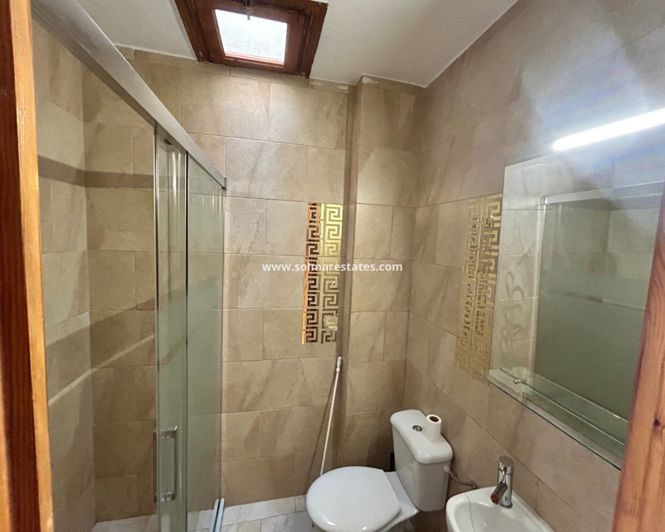 Image No.27-2 Bed Townhouse for sale