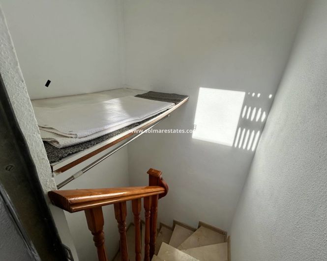 Image No.31-2 Bed Townhouse for sale