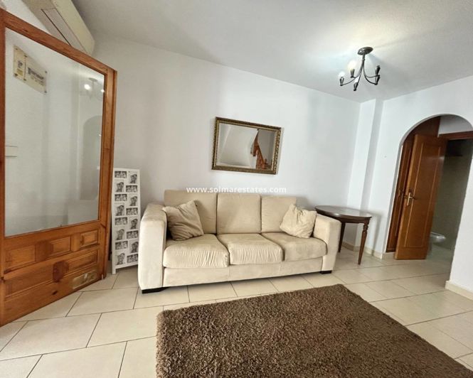 Image No.8-2 Bed Townhouse for sale