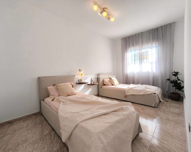 Image No.13-3 Bed Villa for sale