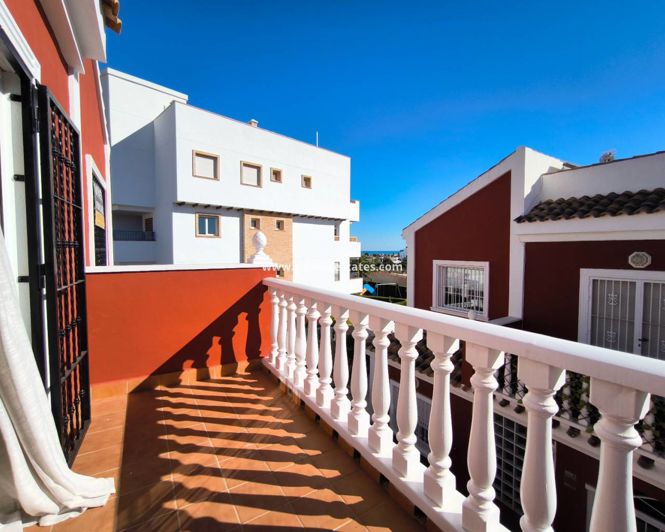 Image No.24-3 Bed Villa for sale