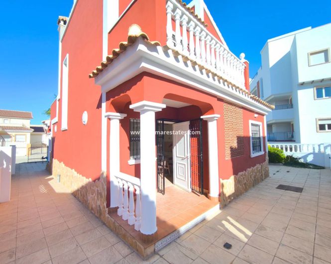 Image No.28-3 Bed Villa for sale