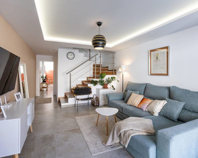 Image No.2-Maison de ville de 3 chambres à vendre à Torrevieja