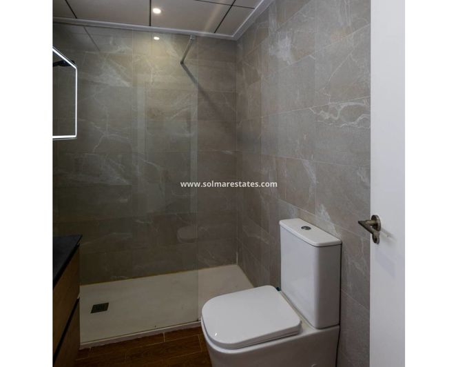 Image No.32-Maison de ville de 3 chambres à vendre à Torrevieja