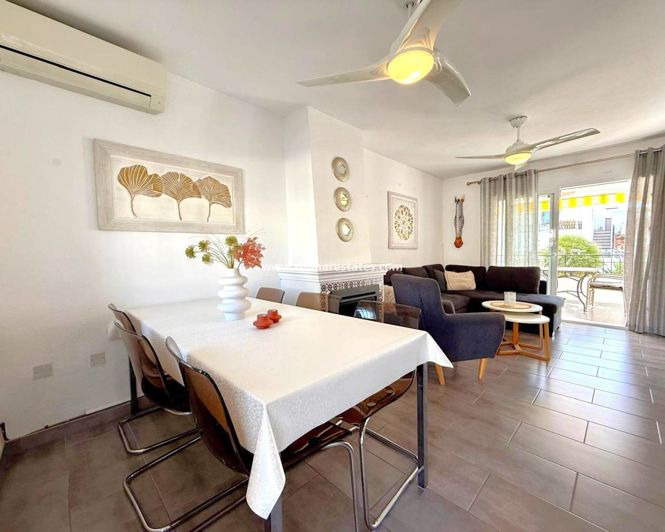 Image No.7-3 Bed Townhouse for sale