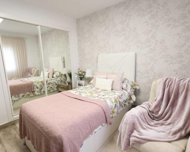 Image No.25-4 Bed Villa for sale