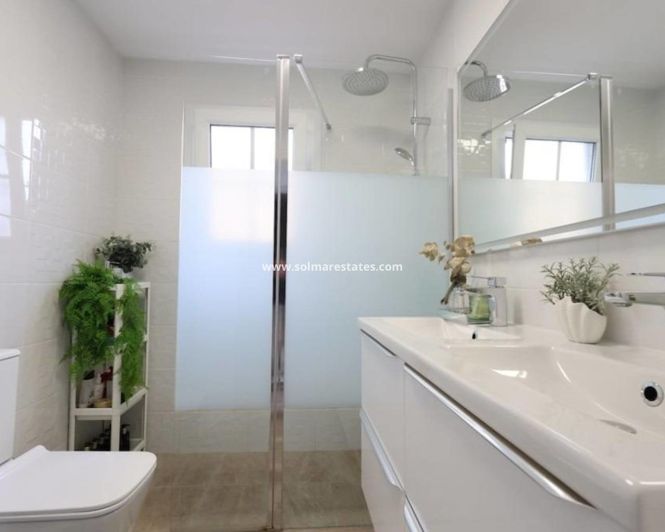 Image No.35-4 Bed Villa for sale