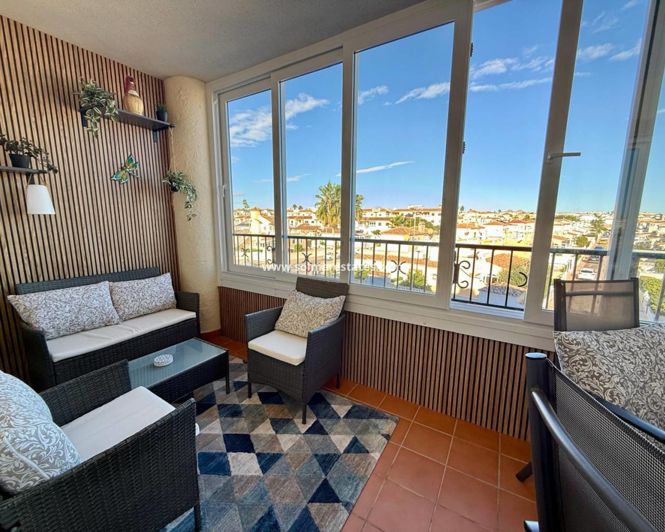 Image No.3-Appartement de 2 chambres à vendre à Playa Flamenca