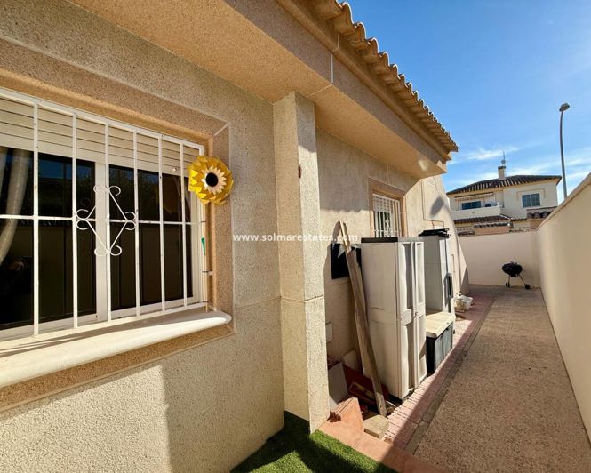 Image No.12-Bungalow de 3 chambres à vendre à Los Altos