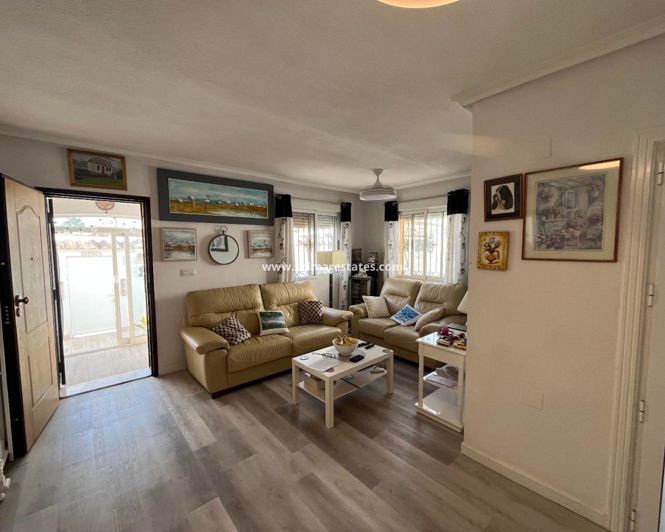 Image No.21-Quad de 3 chambres à vendre à Los Montesinos