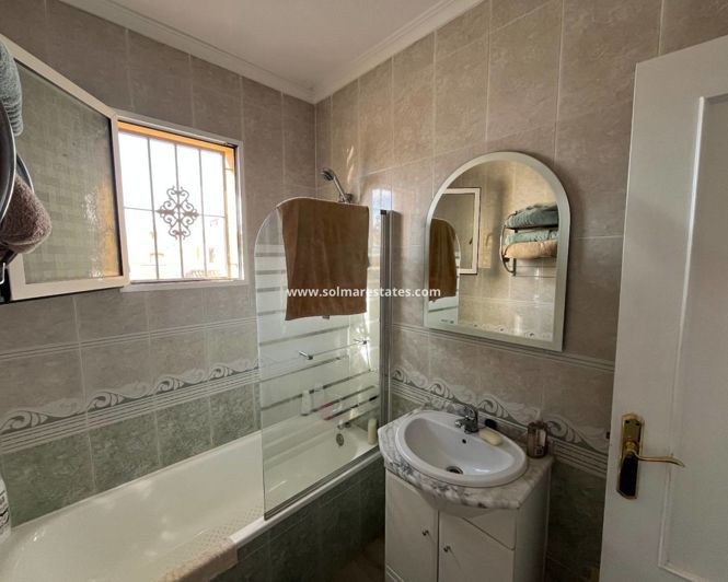 Image No.45-Quad de 3 chambres à vendre à Los Montesinos