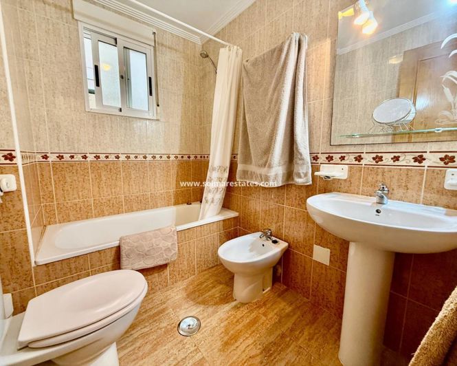 Image No.16-2 Bed Apartment for sale