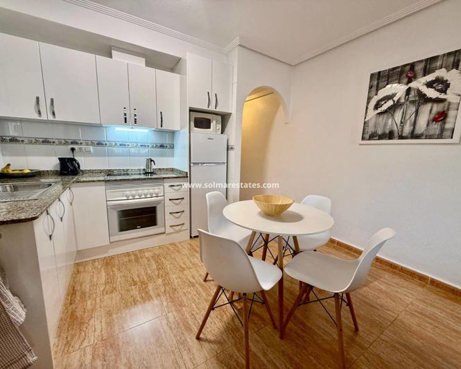 Image No.4-2 Bed Apartment for sale