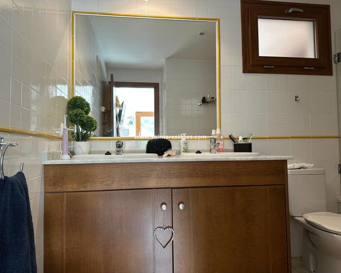 Image No.20-2 Bed Apartment for sale