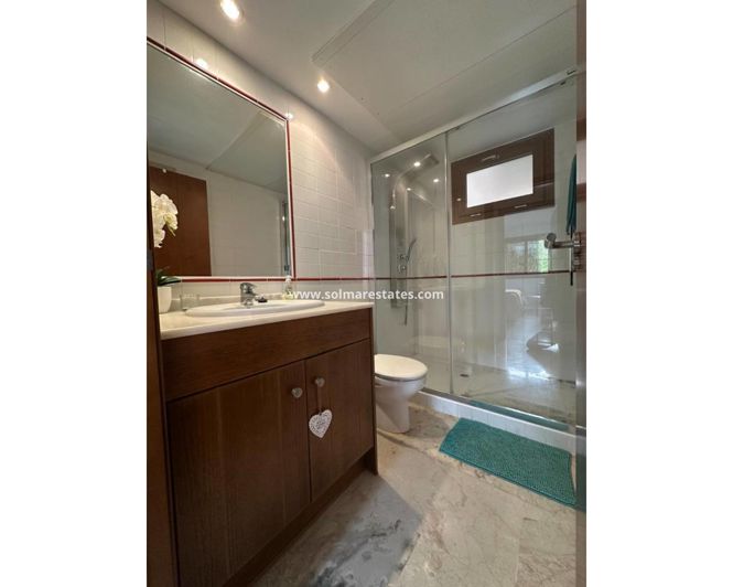 Image No.23-2 Bed Apartment for sale