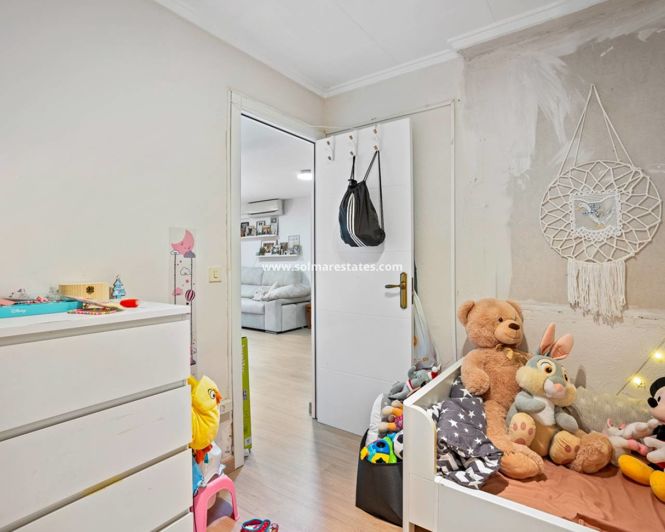 Image No.15-2 Bed Bungalow for sale