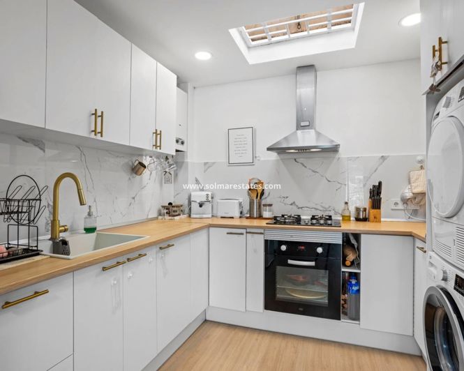 Image No.8-2 Bed Bungalow for sale