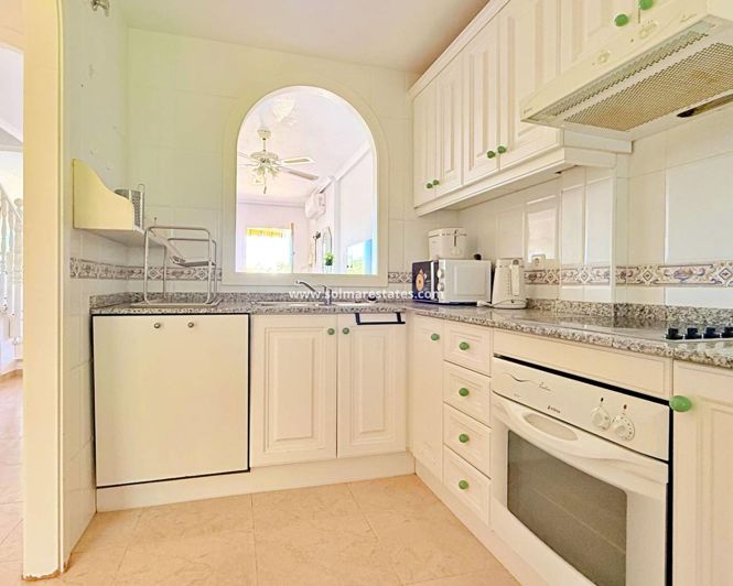 Image No.11-2 Bed Townhouse for sale