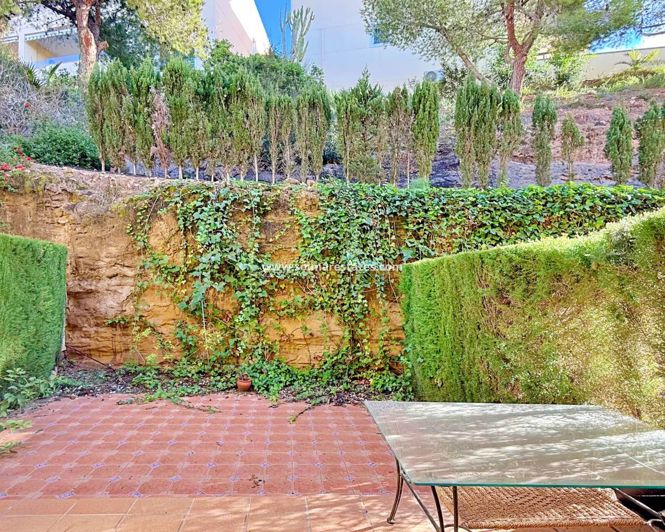 Image No.15-2 Bed Townhouse for sale