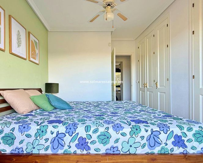 Image No.19-2 Bed Townhouse for sale