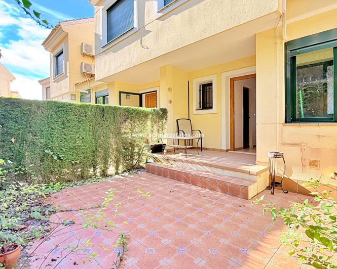 Image No.31-2 Bed Townhouse for sale