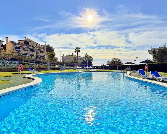 Image No.40-2 Bed Townhouse for sale