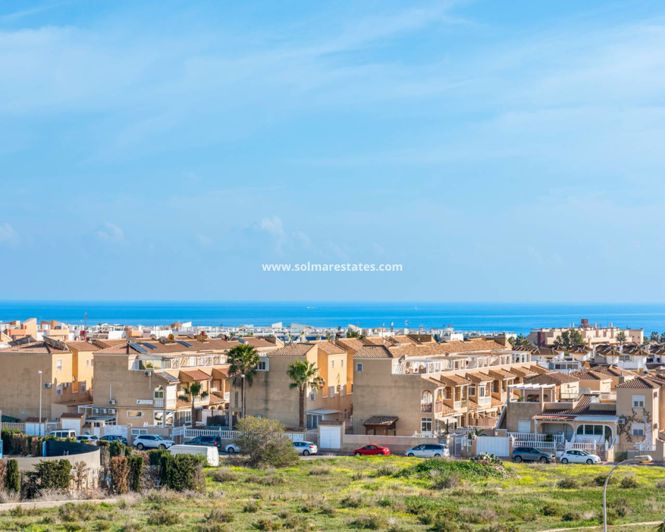 Image No.23-2 Bed Apartment for sale