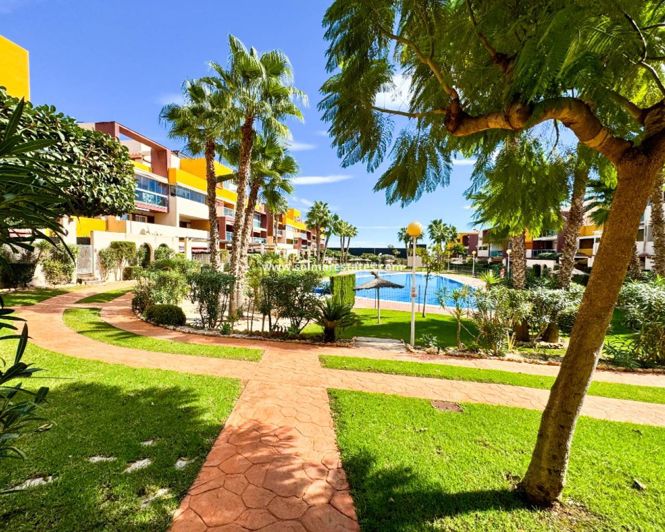 Image No.23-2 Bed Apartment for sale