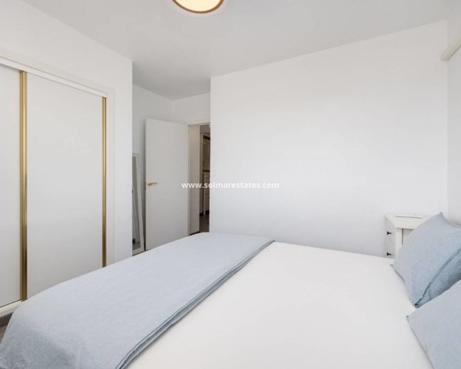 Image No.15-2 Bed Apartment for sale