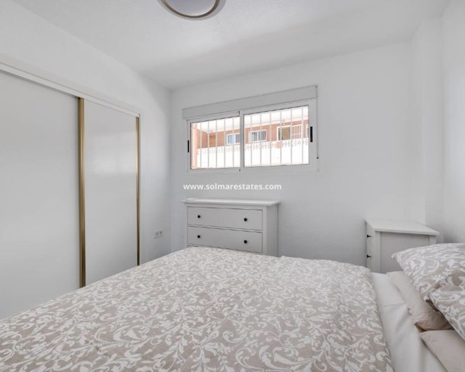 Image No.19-2 Bed Apartment for sale