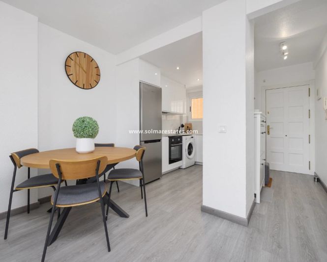 Image No.27-2 Bed Apartment for sale