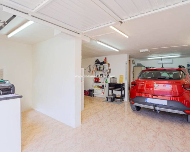 Image No.36-2 Bed Villa for sale