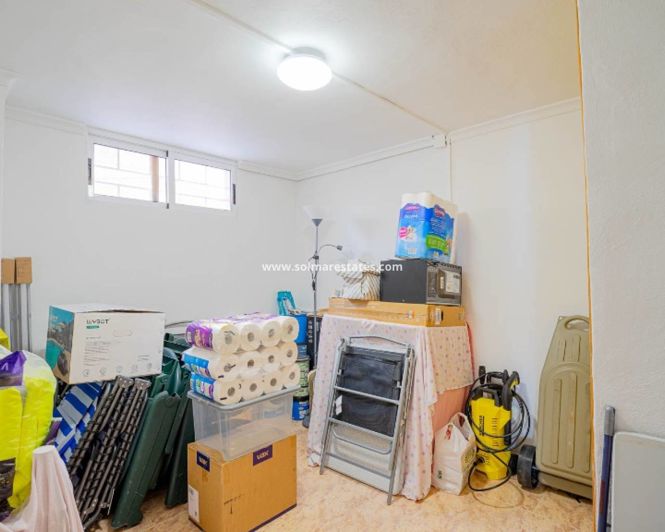 Image No.40-2 Bed Villa for sale