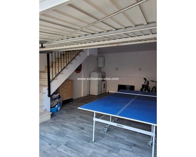 Image No.20-2 Bed Townhouse for sale