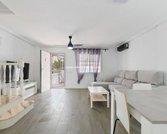 Image No.5-3 Bed Townhouse for sale