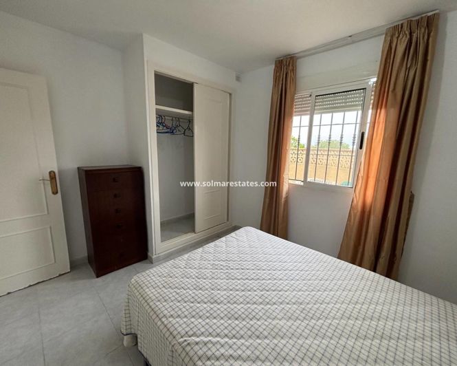 Image No.20-Appartement de 2 chambres à vendre à Torrevieja