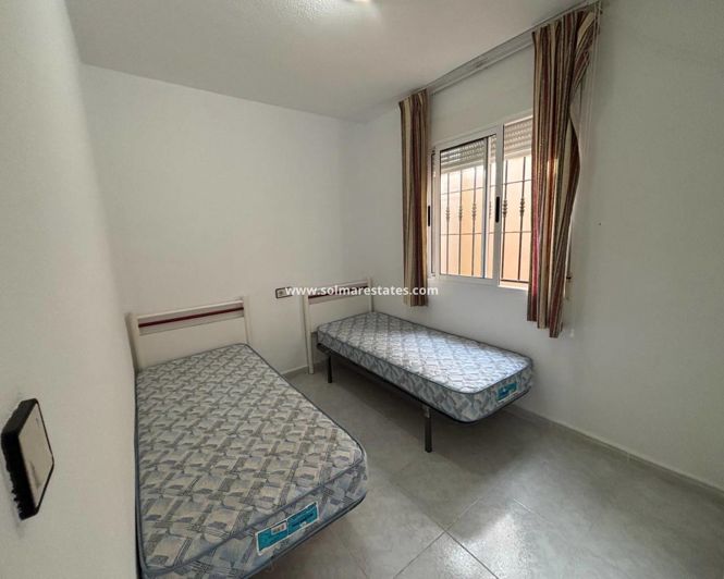 Image No.22-Appartement de 2 chambres à vendre à Torrevieja