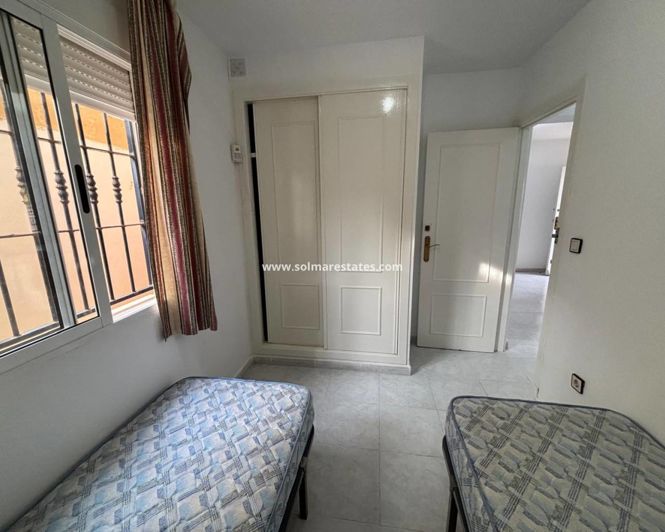 Image No.23-Appartement de 2 chambres à vendre à Torrevieja