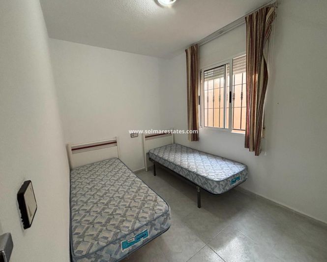 Image No.8-Appartement de 2 chambres à vendre à Torrevieja