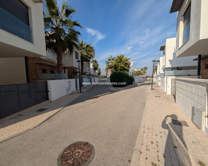 Image No.38-Villa de 3 chambres à vendre à Cabo Roig