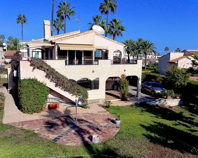 Image No.12-3 Bed Villa for sale