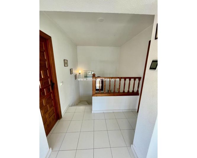 Image No.26-3 Bed Villa for sale