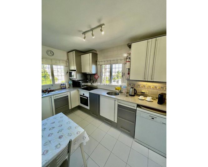 Image No.3-3 Bed Villa for sale