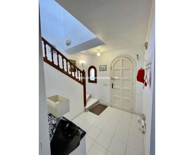 Image No.32-3 Bed Villa for sale