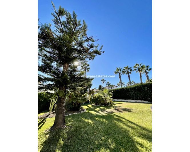 Image No.36-3 Bed Villa for sale