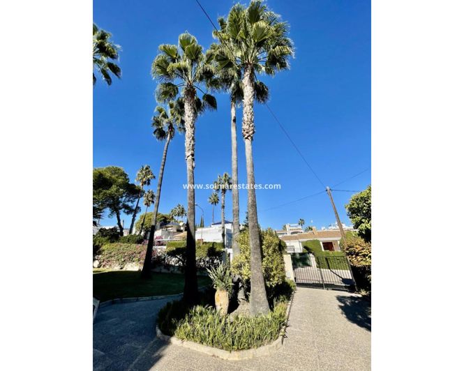 Image No.37-3 Bed Villa for sale