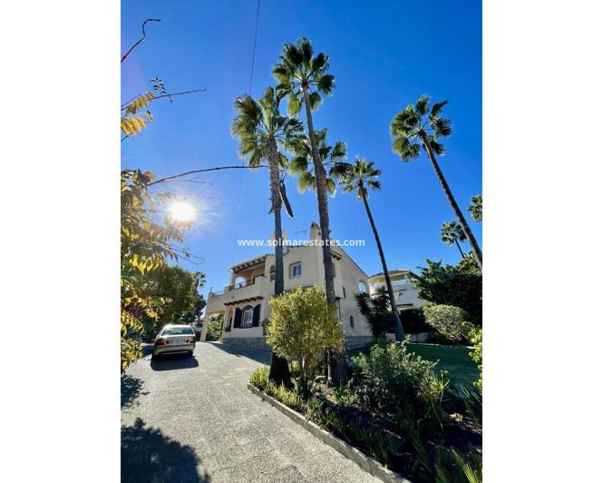 Image No.39-3 Bed Villa for sale