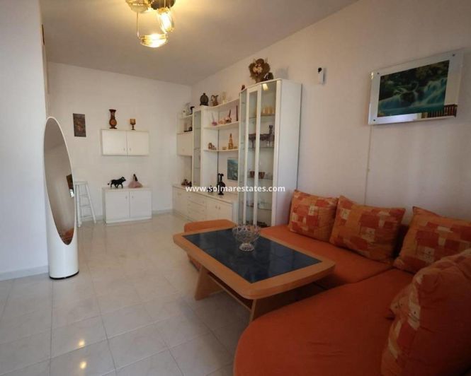 Image No.7-3 Bed House for sale