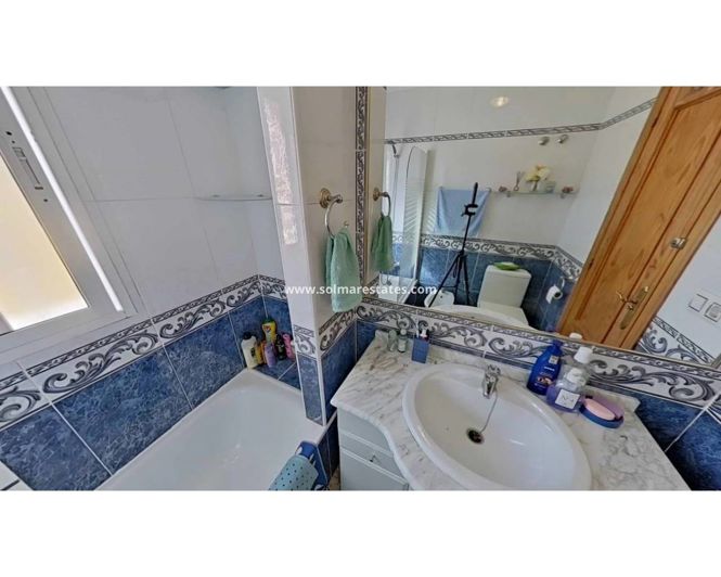 Image No.10-2 Bed House for sale